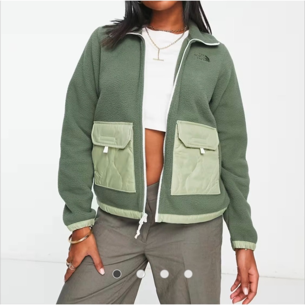 The North Face Women's green fleece Jacket